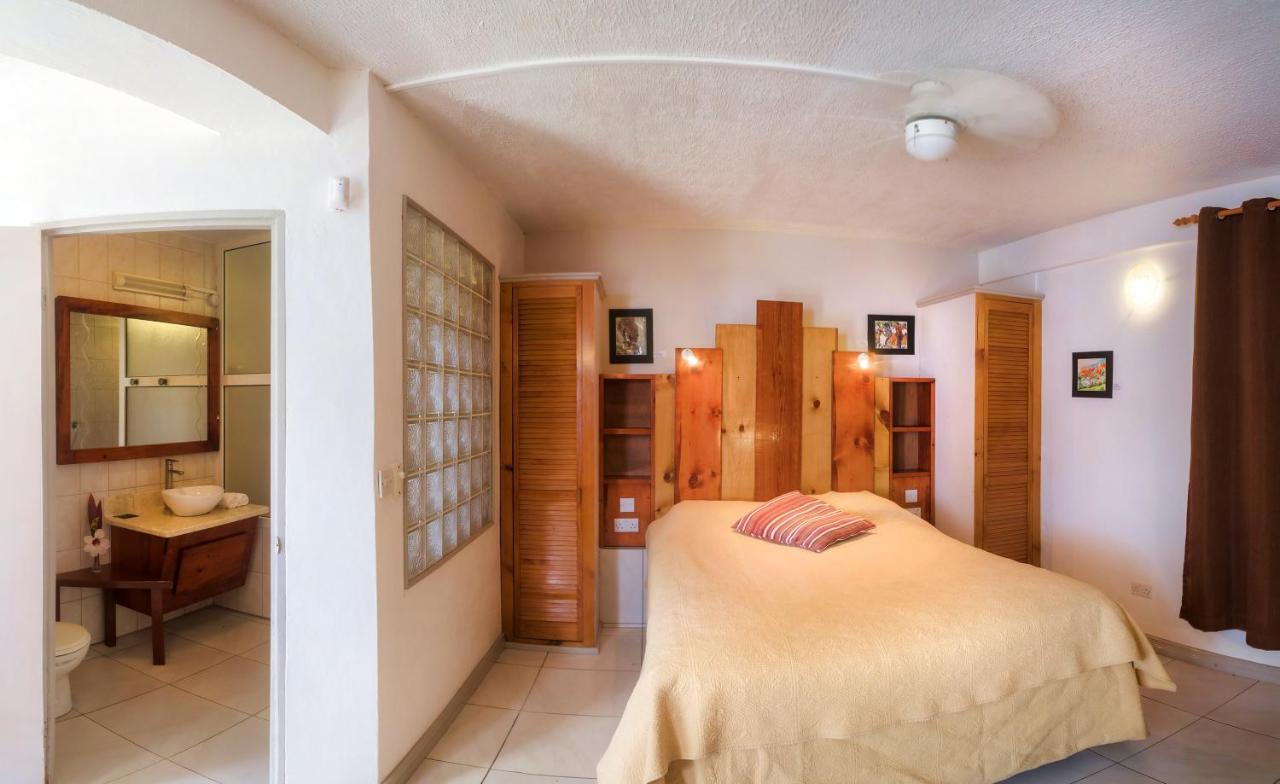 Hotel The Champs Portsmouth Esterno foto